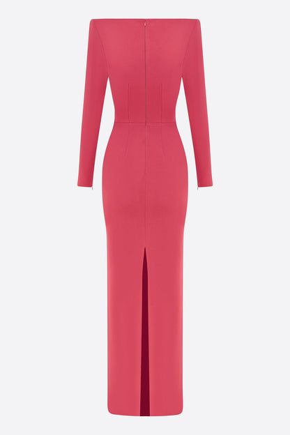 Vestido largo de satén con cuello cuadrado y manga larga 