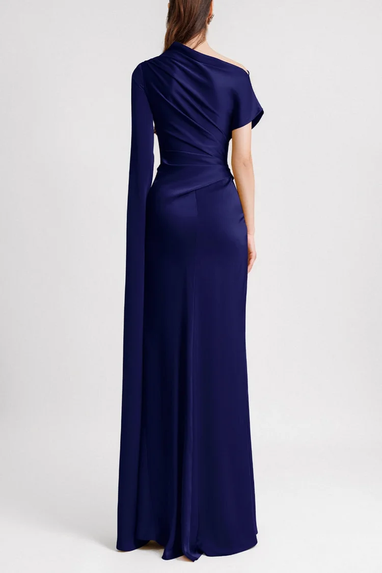Vestido largo drapeado con escote asimétrico de satén 