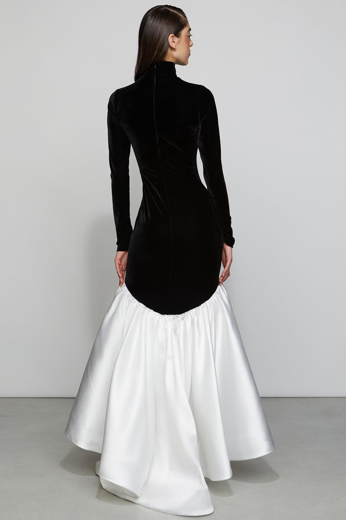 Vestido largo con empalme de terciopelo satinado 