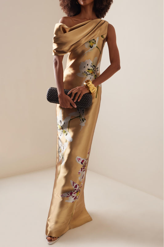 Vestido largo floral de satén con cuello asimétrico 