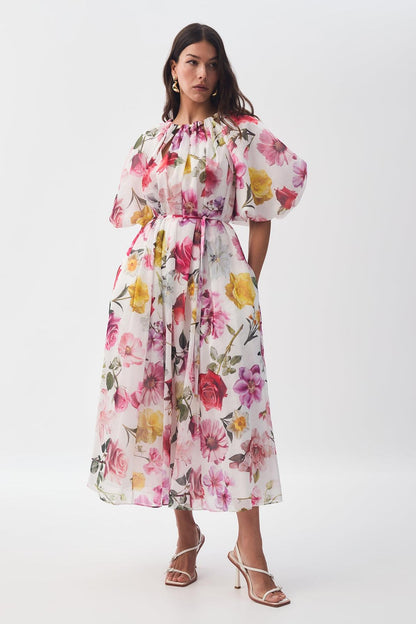 Vestido midi floral con cuello redondo y mangas raglán 