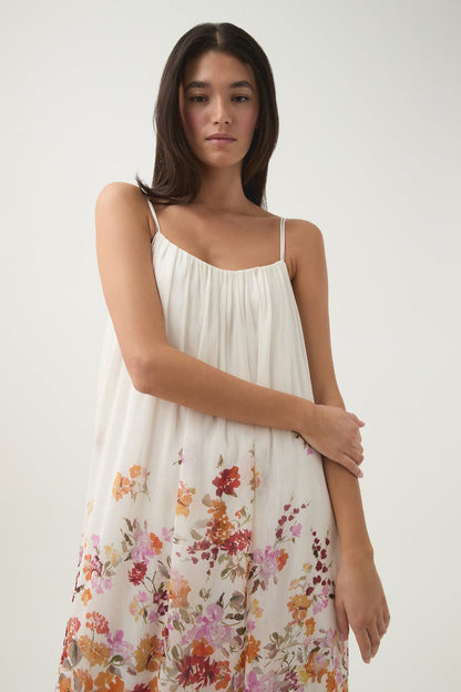 Vestido midi lencero sin mangas con estampado floral 