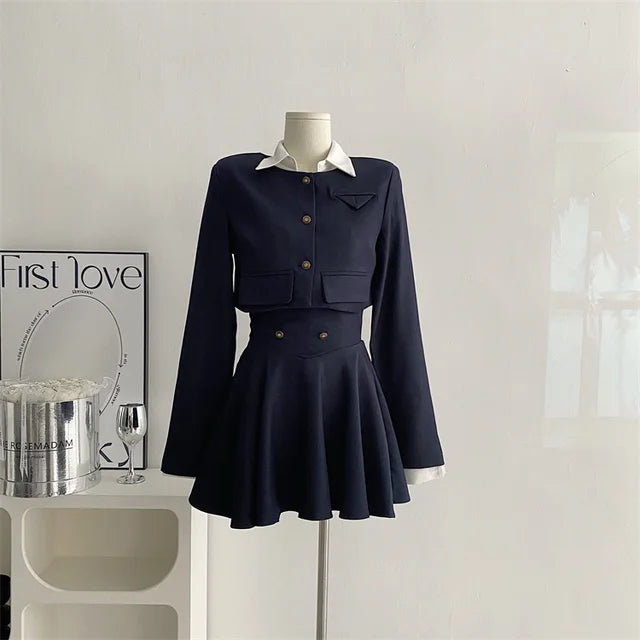 Conjunto de 3 piezas Y2K para mujer: abrigo corto, camisa de manga larga y minivestido con volantes y cintura alta, estilo coreano chic y sexy.