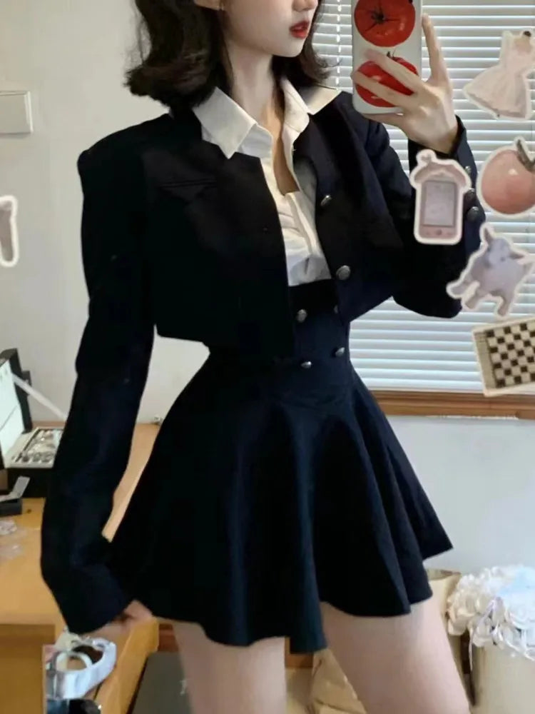 Conjunto de 3 piezas Y2K para mujer: abrigo corto, camisa de manga larga y minivestido con volantes y cintura alta, estilo coreano chic y sexy.