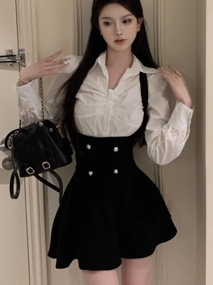 Conjunto de 3 piezas Y2K para mujer: abrigo corto, camisa de manga larga y minivestido con volantes y cintura alta, estilo coreano chic y sexy.
