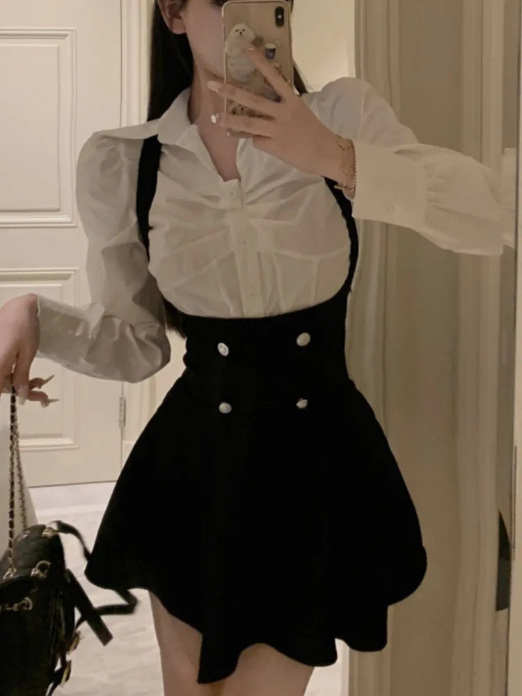Conjunto de 3 piezas Y2K para mujer: abrigo corto, camisa de manga larga y minivestido con volantes y cintura alta, estilo coreano chic y sexy.