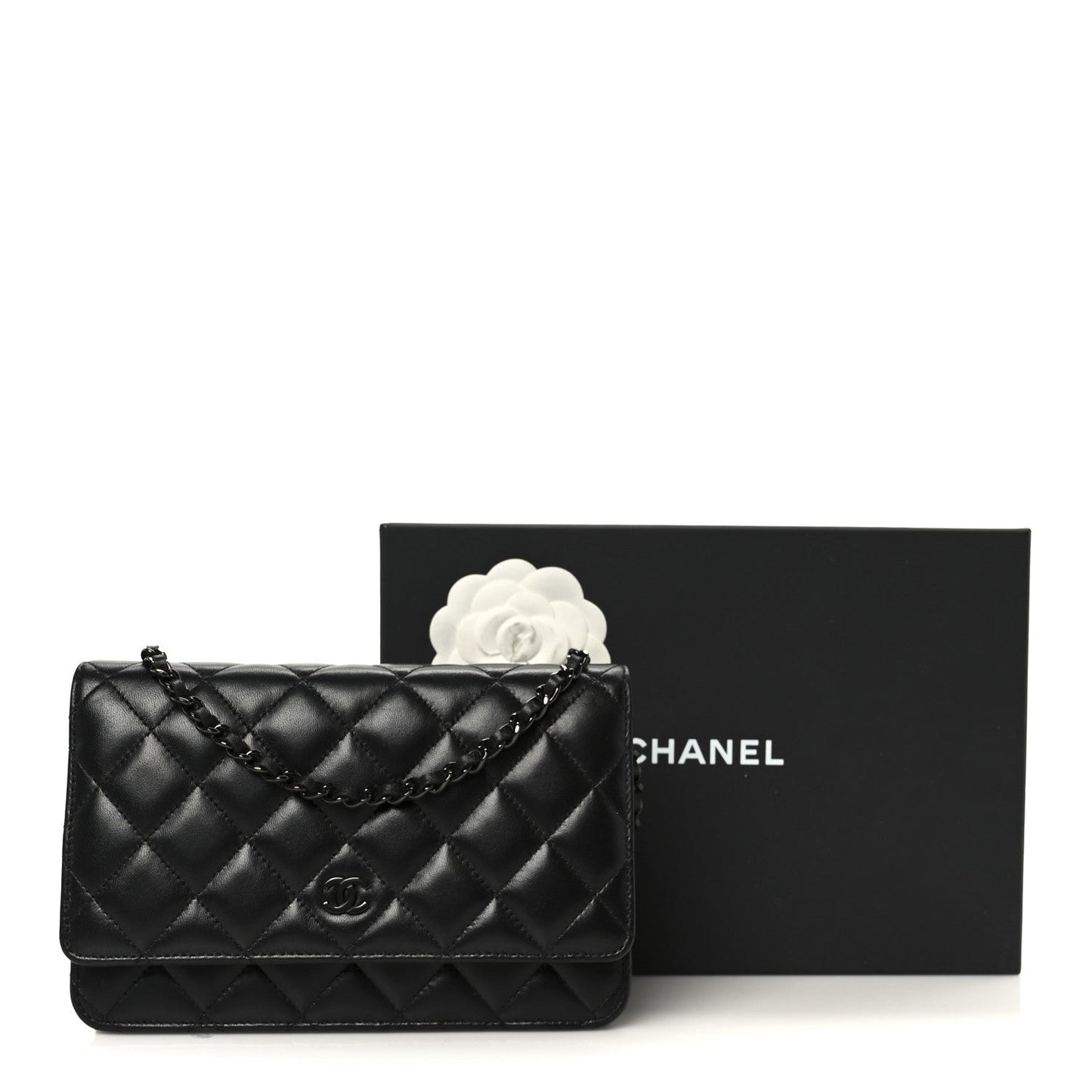 Lambskin Quilted Wallet On Chain WOC So Black