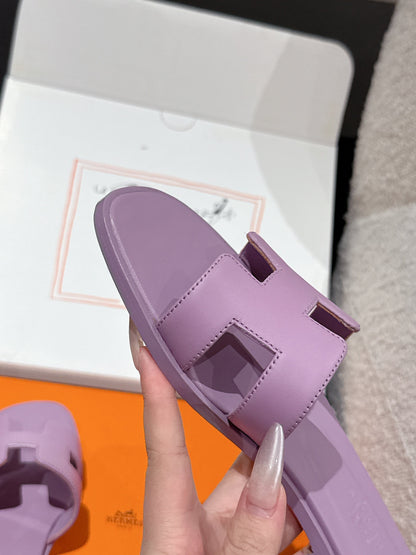 HM 25 Oran Sandal Violet Calfskin