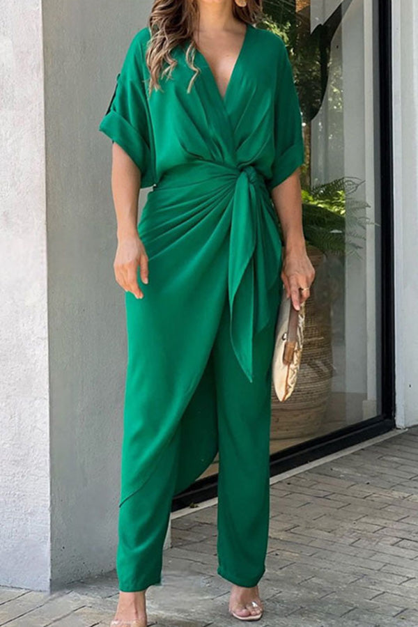 Traje casual elegante de moda con escote en V, cintura alta y color sólido