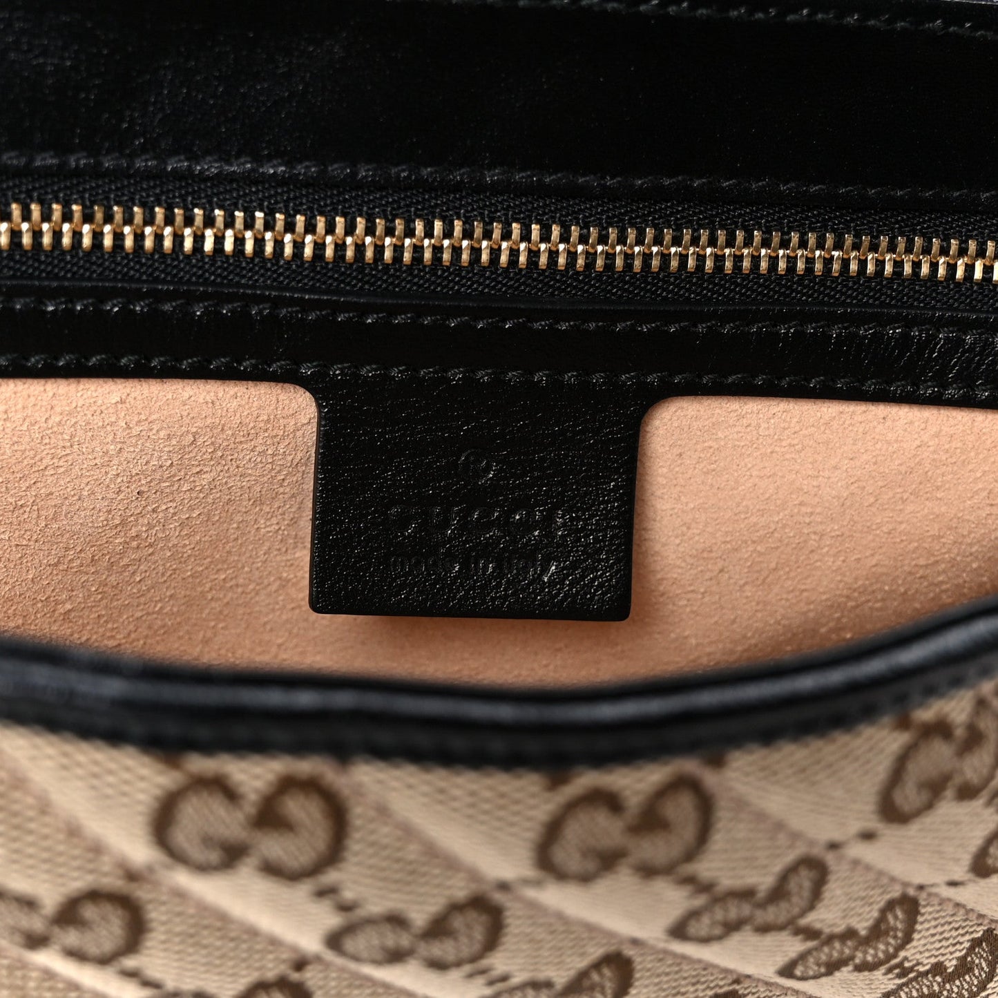 Monogram Matelasse Diagonal Small GG Marmont Shoulder Bag Beige Black