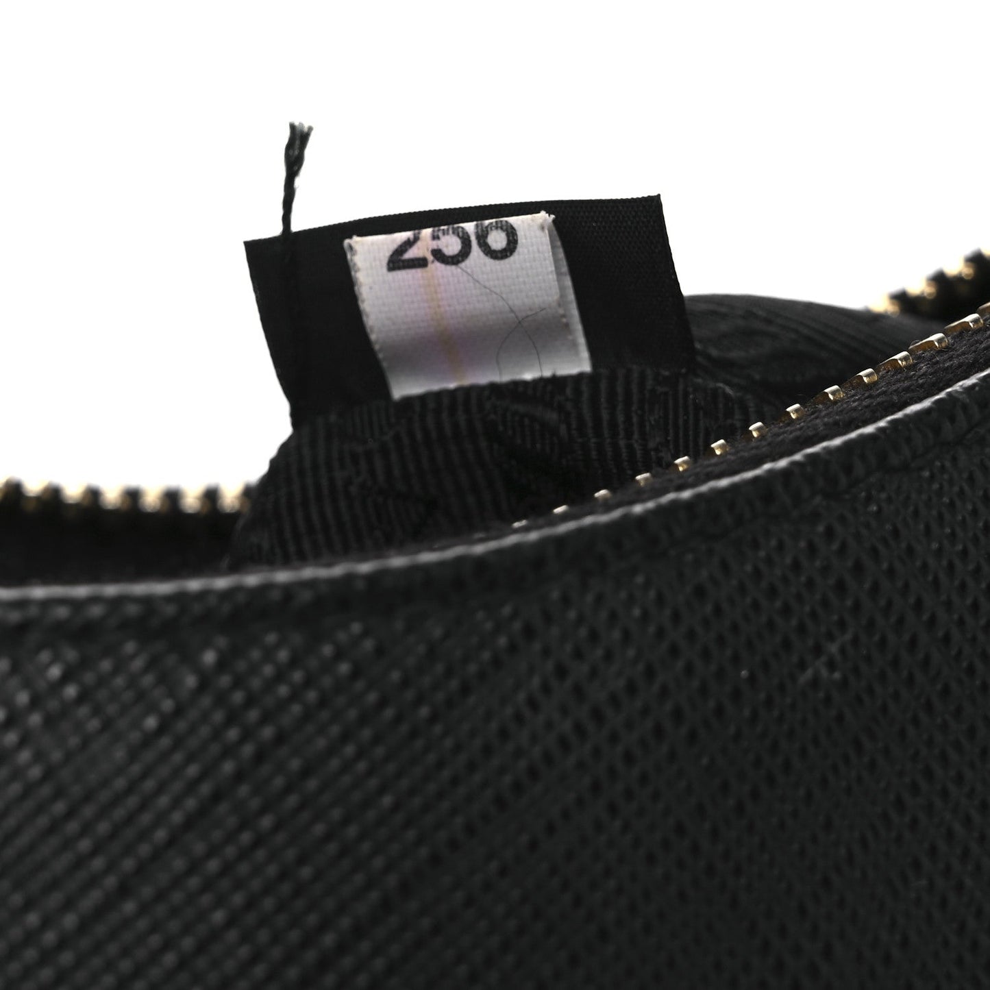 Saffiano Lux Re-Edition 2005 Shoulder Bag Black