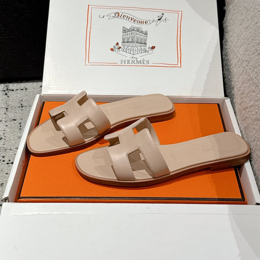 HM 25 Oran Sandal Nude Calfskin
