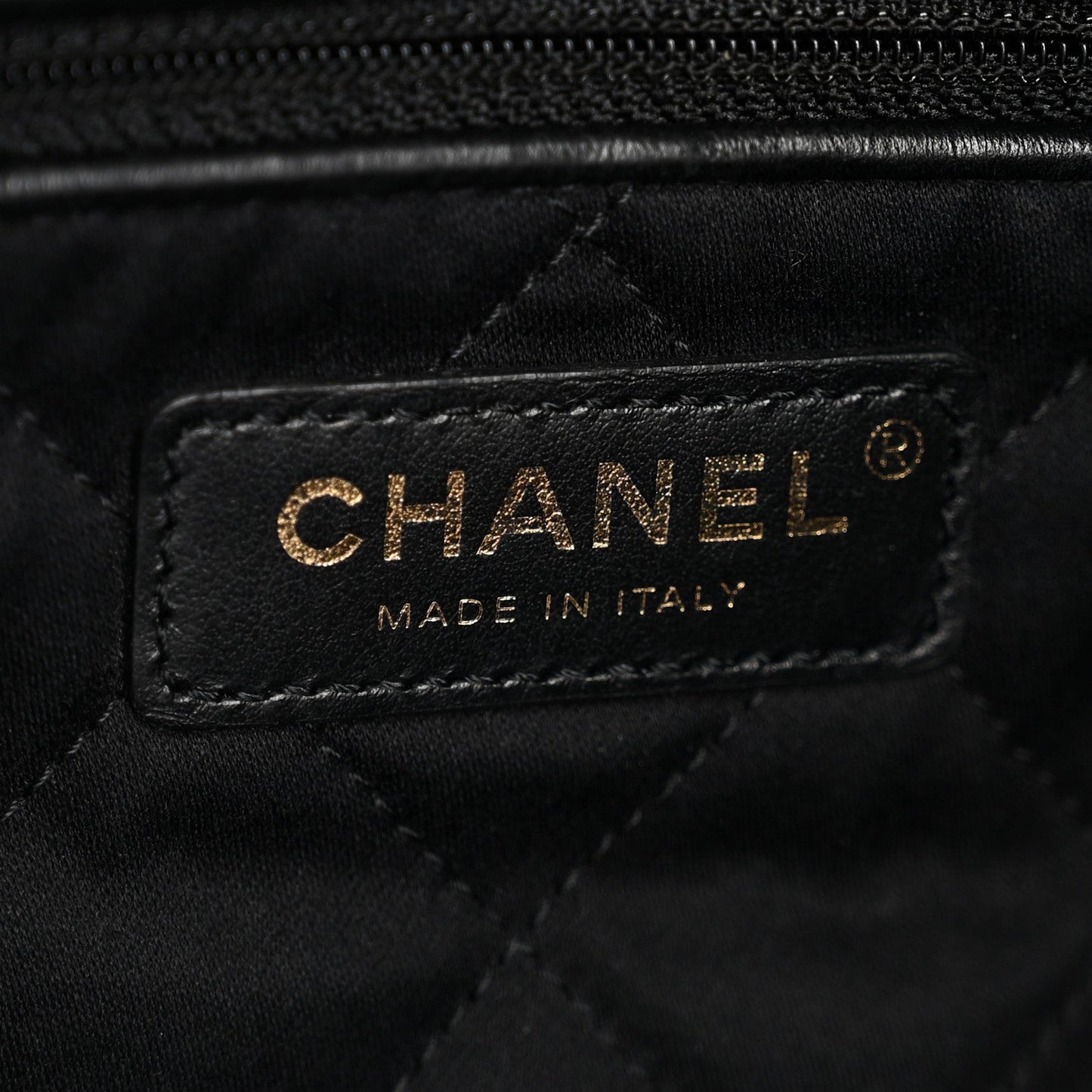 Shiny Calfskin Quilted Small Chanel 22 Black