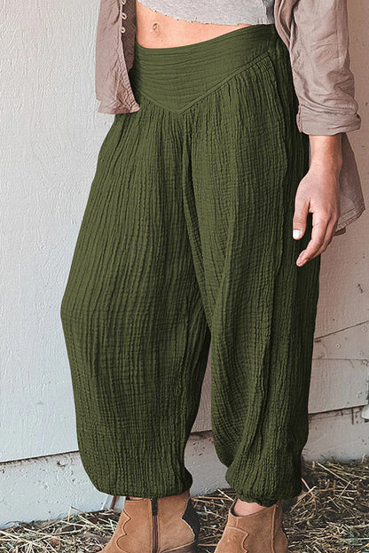 Pantalones anchos y sueltos con leggings y pantalones deportivos