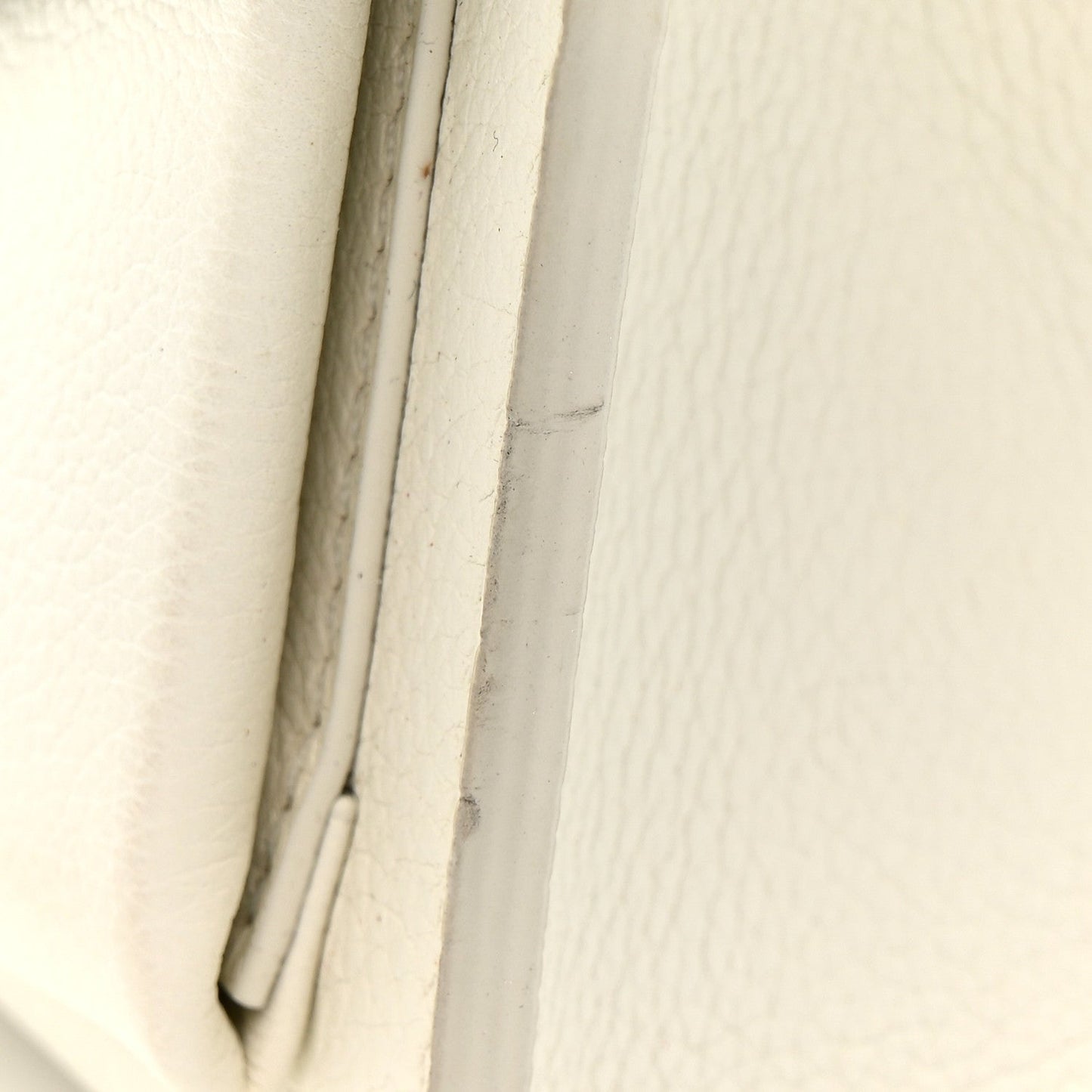 Soft Calfskin Mylockme Chain Bag BB White