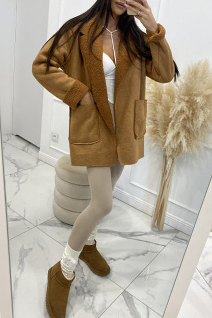 Chaqueta corta y cálida de sherpa para mujer