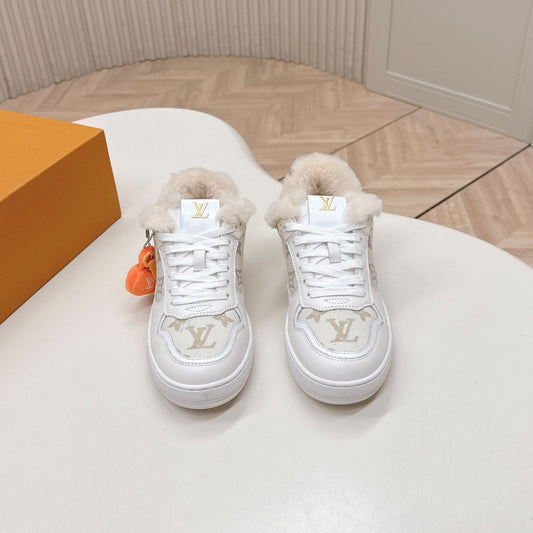 LV Stadium Sneaker White Beige Cowhide Cotton Wool 595427