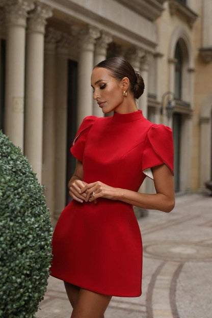 Vestido mini con lazo y aberturas Adela 