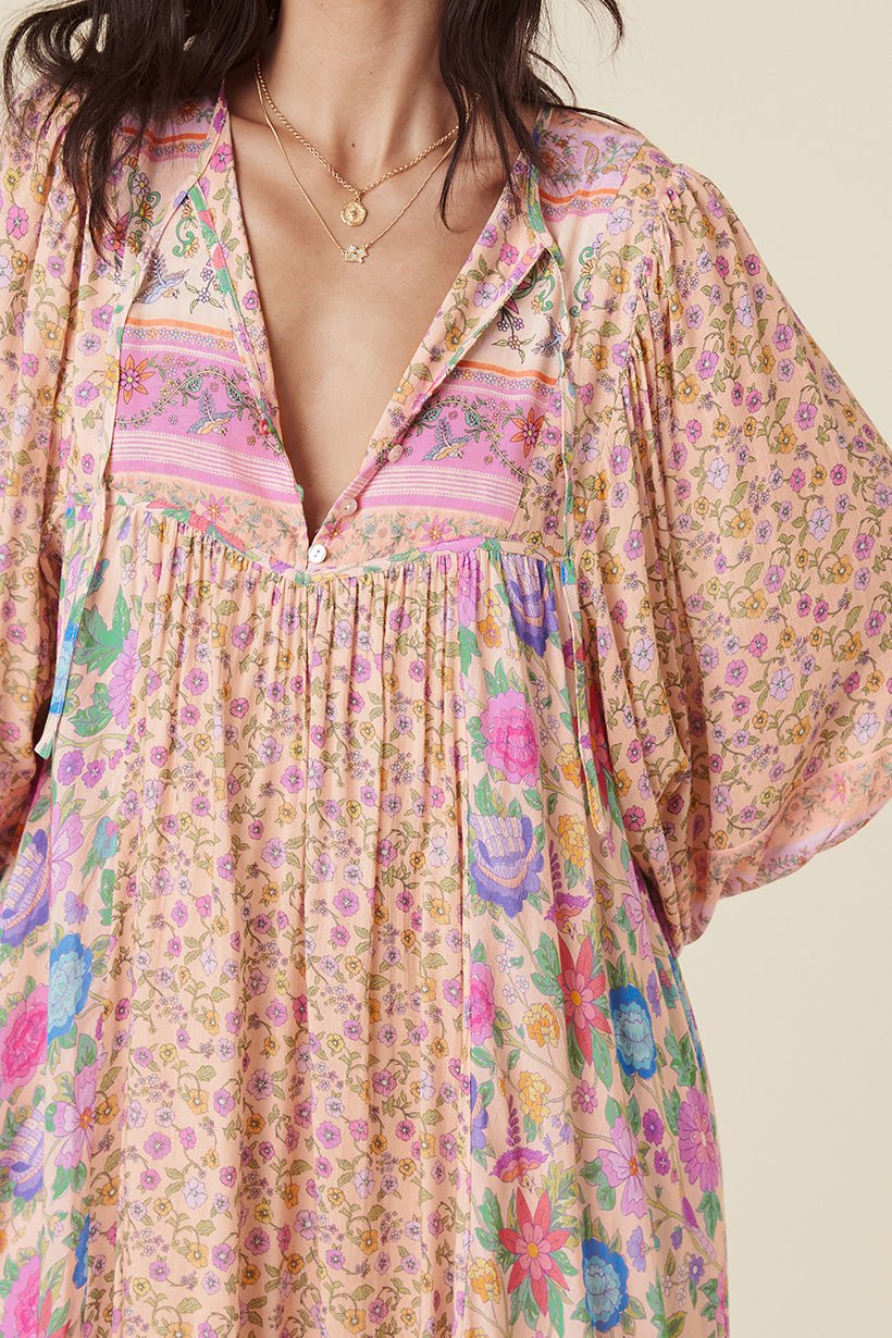 Vestido campesino midi holgado con estampado de empalme Aditi 
