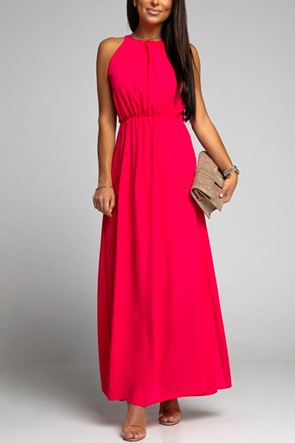 Vestido de cuello redondo, sin mangas, con cintura y abertura lateral