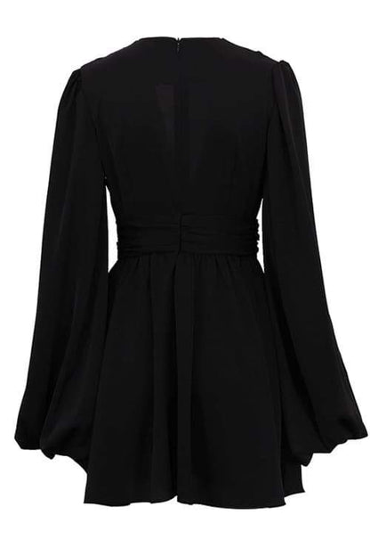 Vestido mini Amelia con escote en V profundo 