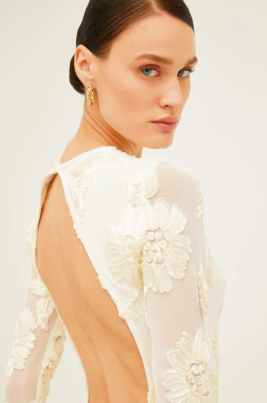 Vestido mini de malla con espalda descubierta y bordado Aurora 