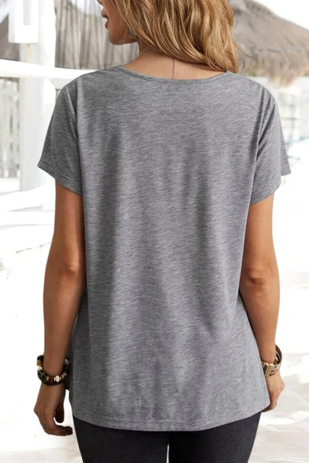 Camiseta informal de manga corta con estampado liso gris