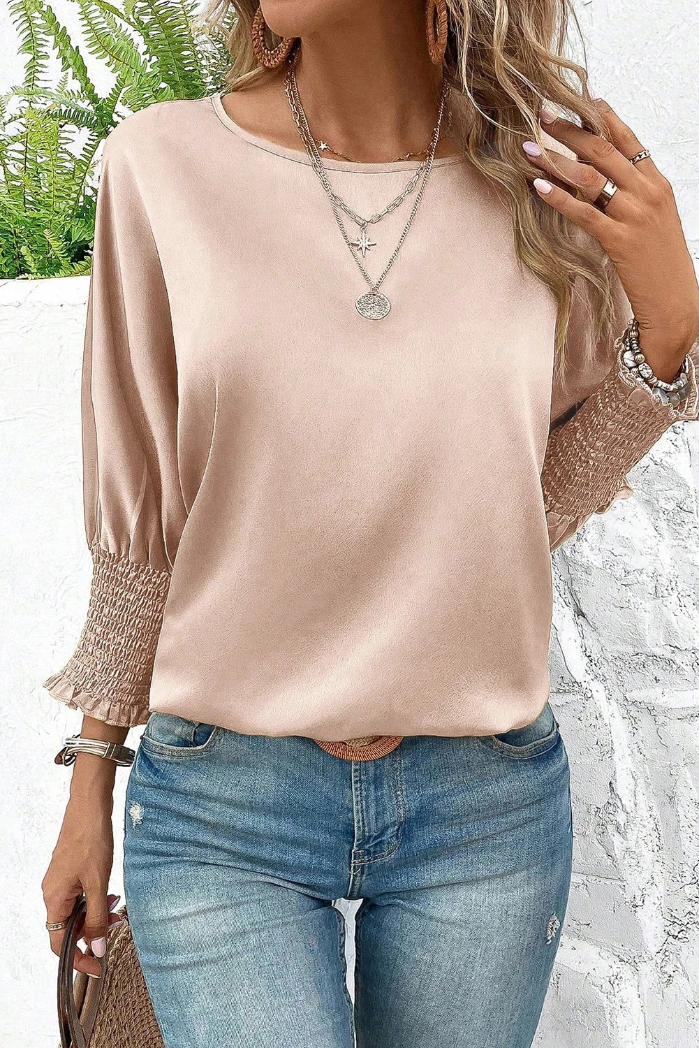 Blusa de satén con mangas dolman fruncidas en gris humo