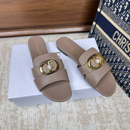 CD Montaigne Sandals Taupe in Calfskin 598171