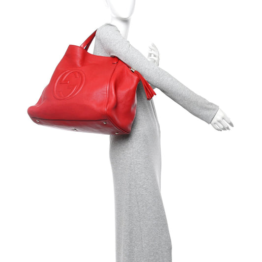 Pebbled Calfskin Large Soho Shoulder Bag Red