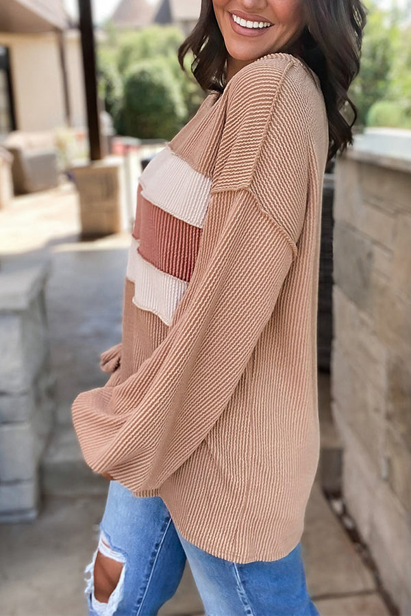 Top de manga farol con cordones y patchwork beige claro