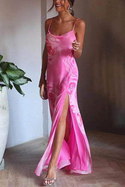Vestido largo con abertura y cuello vuelto con estampado floral "You Get The Picture"