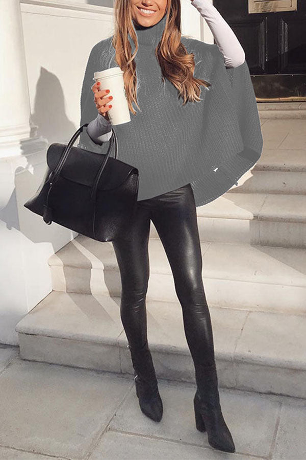 Suéter tipo poncho extragrande de cuello alto y media manga
