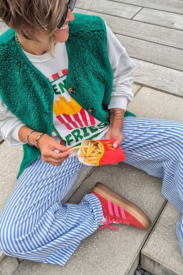 Chaleco con botones de moda