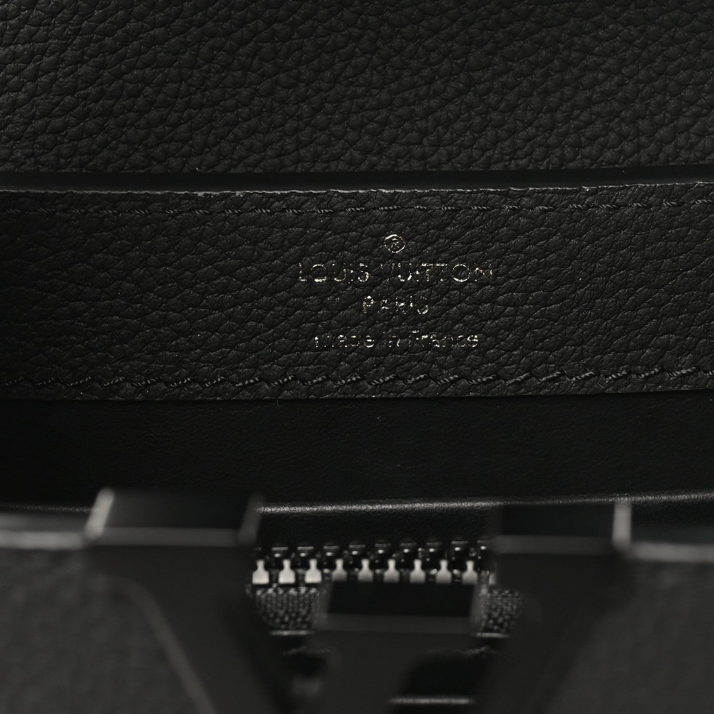 Matte Taurillon Capucines East West Mini All Black