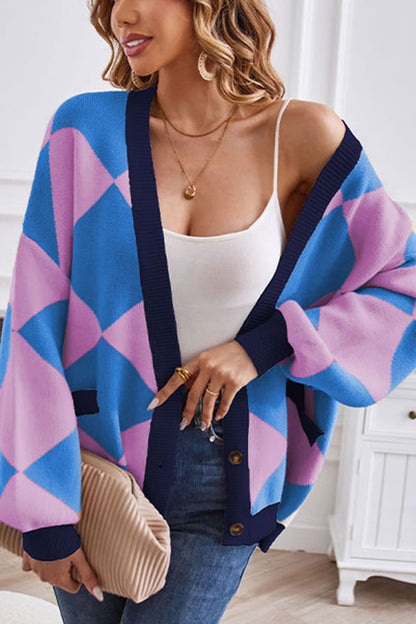 Chaqueta holgada informal de punto con cuello en V y diseño de patchwork geométrico en contraste
