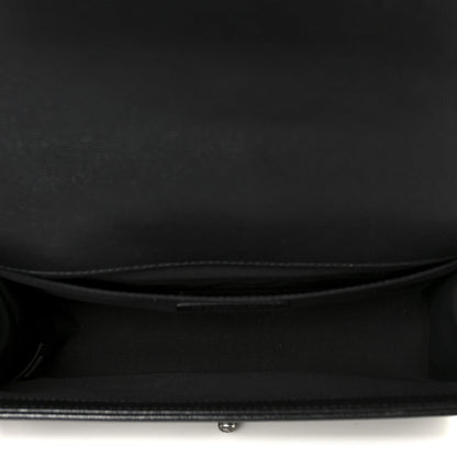 Caviar Quilted Medium Boy Flap Black