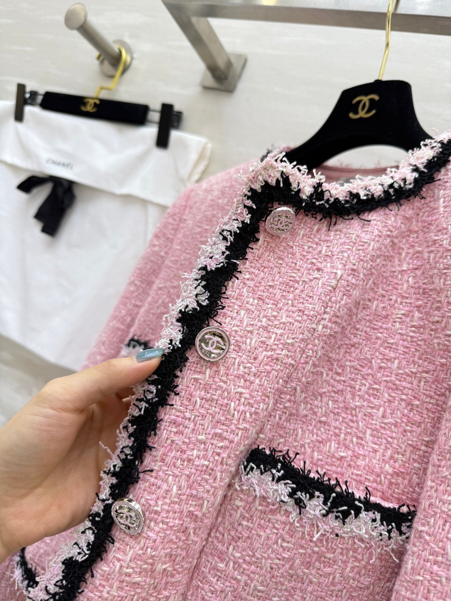 CC 25 Salzburg Wool Soft Tweed Braided Pink Jacket