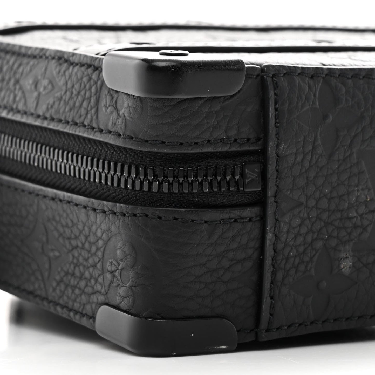 Taurillon Monogram Soft Trunk Black