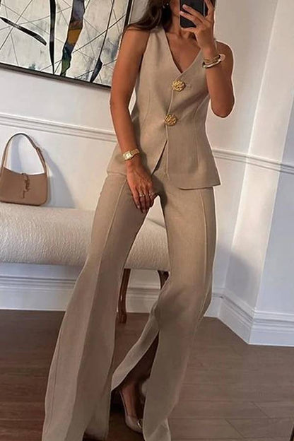 Conjunto de dos piezas de chaleco y pantalón de traje elegante de color liso sin mangas