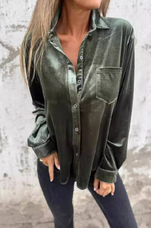 Camisa de terciopelo con bolsillo en el pecho