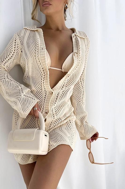 Capa básica de crochet con botones 