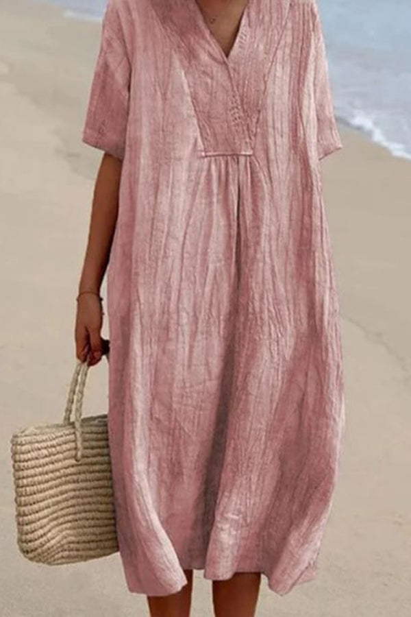 Vestido suelto de manga corta con cuello en V liso
