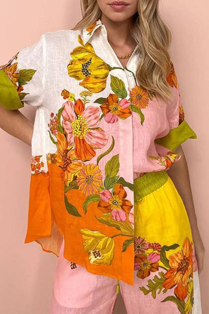 Conjunto de dos piezas con estampado floral apasionado
