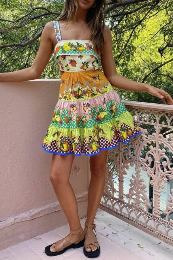 Vestido mini veraniego multicolor con dobladillo preatado en limón