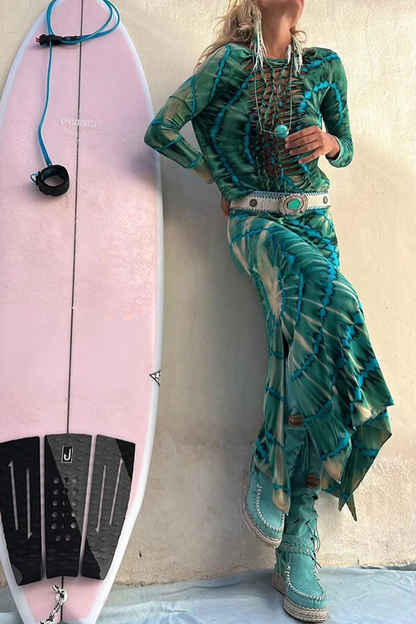 Falda elástica con abertura y tiro alto con estampado tie-dye