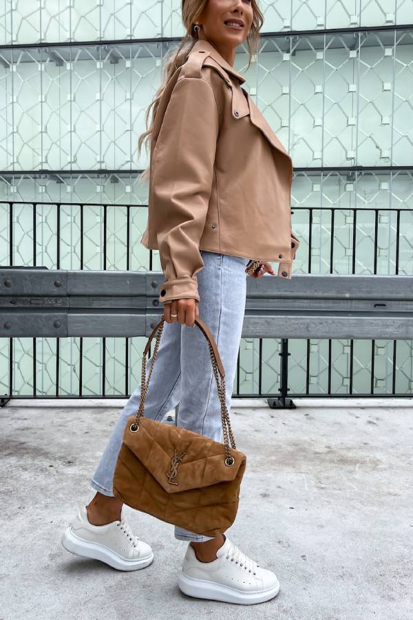 Chaqueta corta de cuero estilo británico con bolsillo de solapa