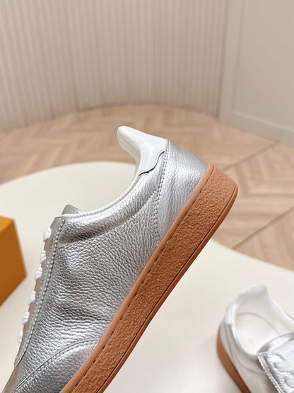 LV 2026 Frontrow Sneaker Silver Cowhide 595446