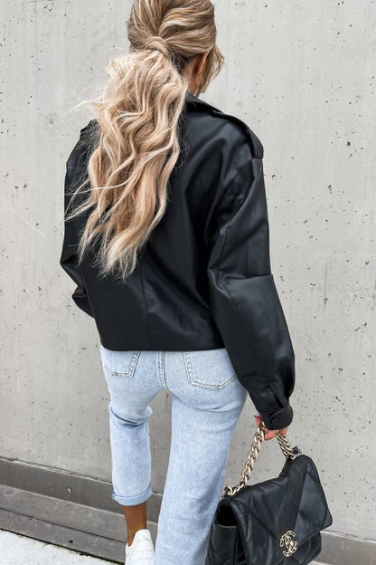Chaqueta corta de cuero estilo británico con bolsillo de solapa