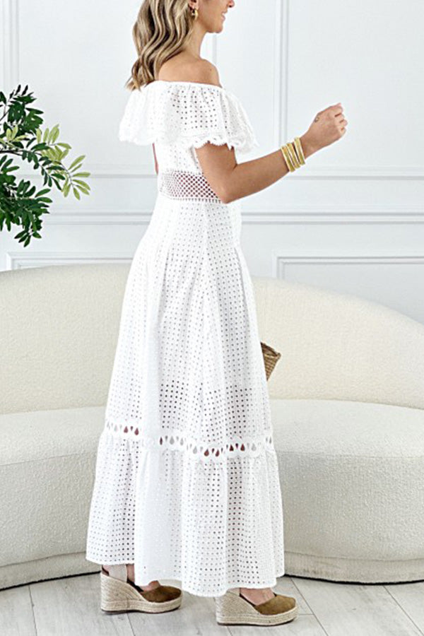 Vestido con volantes y hombros descubiertos de Nirvana